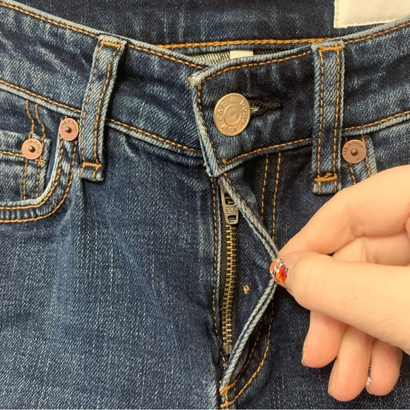 Rag & Bone Kinsley Low-Rise Flare Jeans Size 23 - Picture 6 of 14